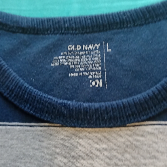 Large HEAVY cotton Old Navy t-shirt - Picture 2 of 12